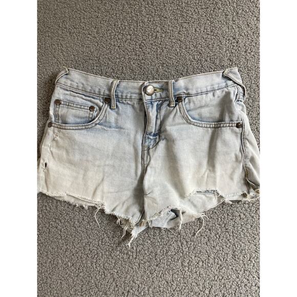 Free People Pants - Free People Women's Distressed Cut Off Jean Shorts‎ Sz 25 light wash